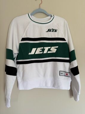 NFL White Crewneck JETS Sweatshirt with Green & Black Jets Logo, Large